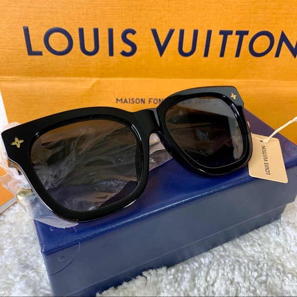 Louis Vuitton Sunglassess Size E main image 9
